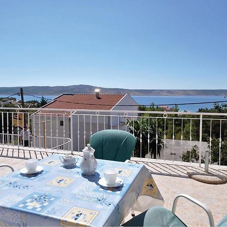 2 Bedroom Lovely Apartment In Starigrad Paklenica Exterior foto